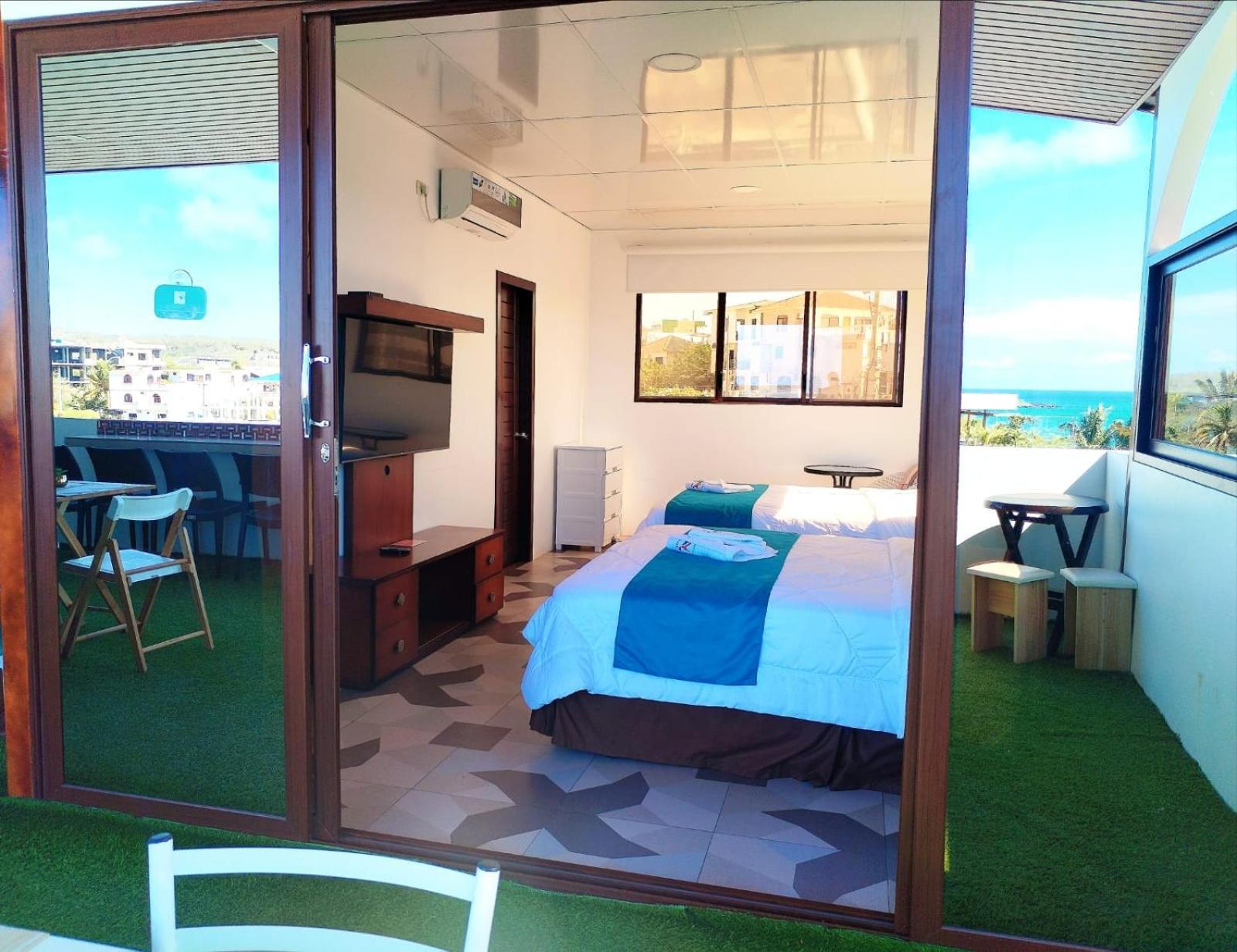 Hostal Gosen Puerto Baquerizo Moreno Exteriör bild